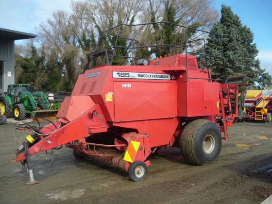 Massey Ferguson 185