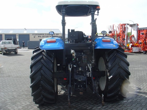 New Holland T6050