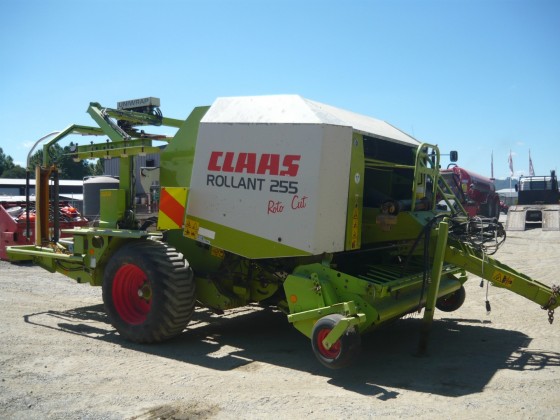 Claas Rollant 255