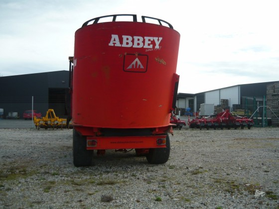 Abbey VF2250 Mixer Wagon